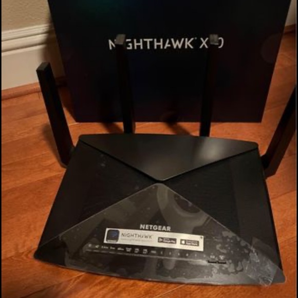 Netgear  Nighthawk  X10 Wireless Router - Picture 3 of 3